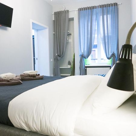 Appartement Snizhna 4 à Lviv Extérieur photo