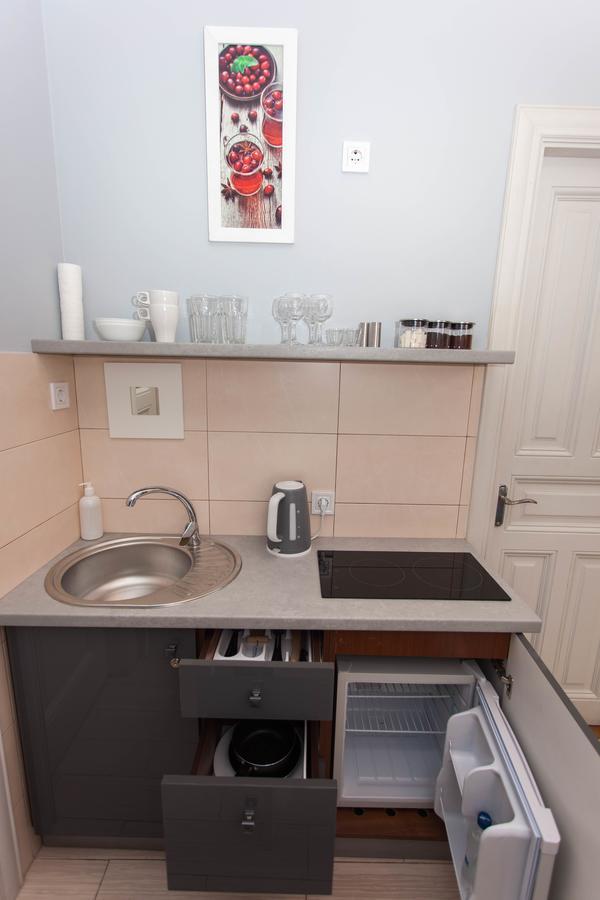 Appartement Snizhna 4 à Lviv Extérieur photo