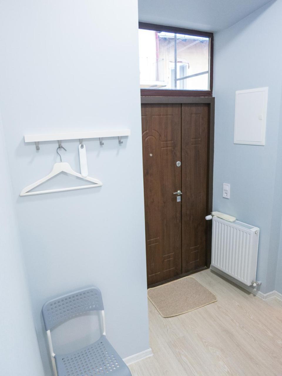 Appartement Snizhna 4 à Lviv Extérieur photo